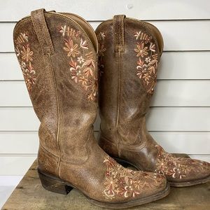 Ariat Arden womans western Tera brown boots size 8B